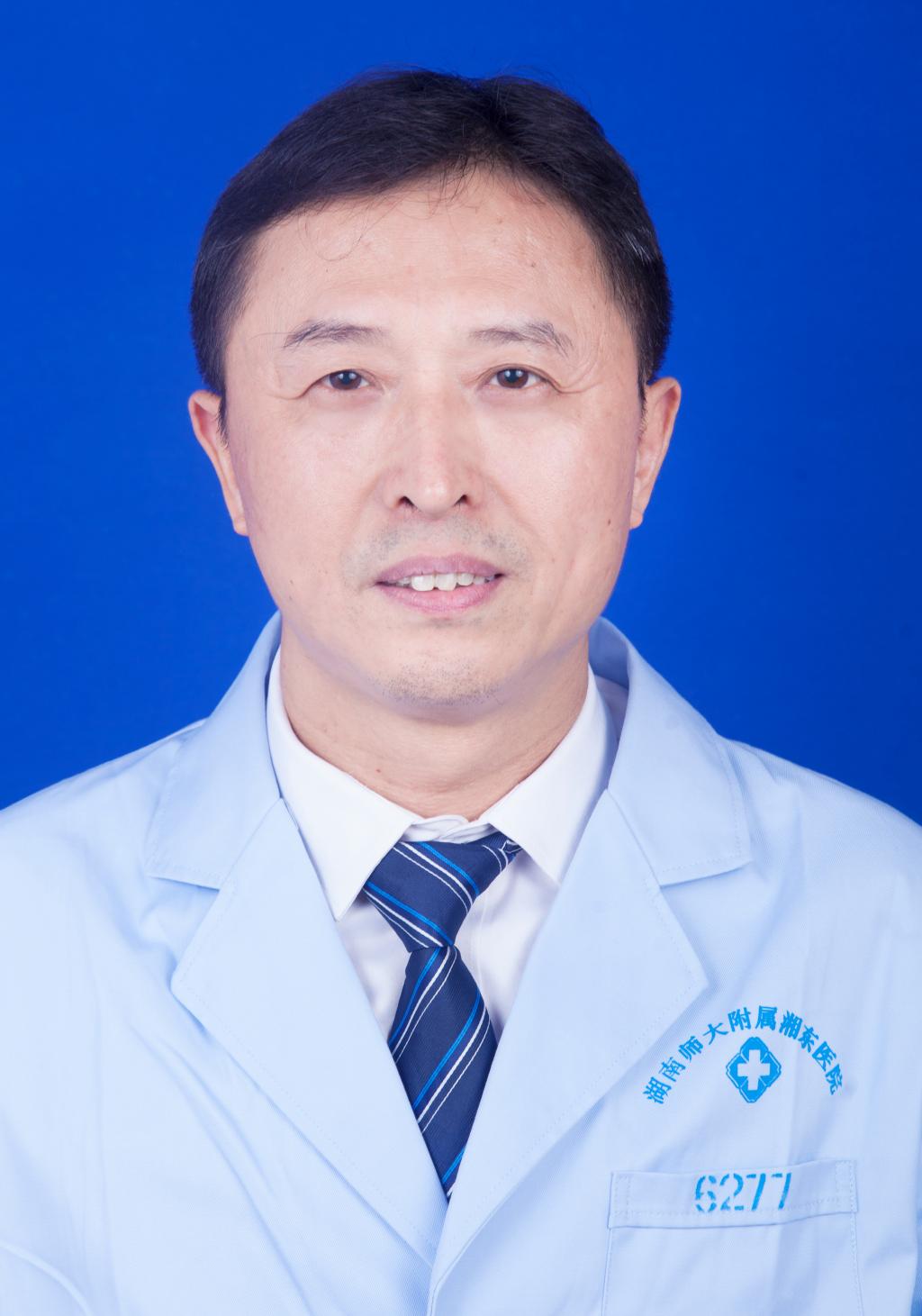 硕士研究生导师3人