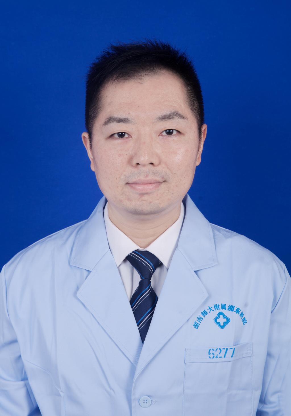 其中有主任医师