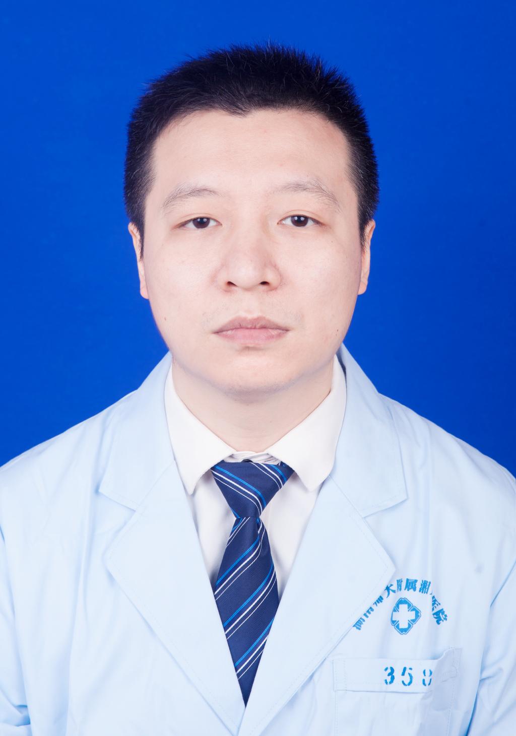 副主任医师5人